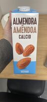 Bebida de Almendras Enriquecida con Calcio