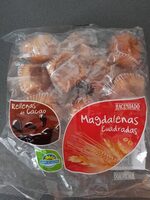 Magdalenas cuadradas rellenas de cacao