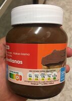 Crema de cacao y avellanas