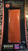 Salmón noruego ahumado en maderas nobles