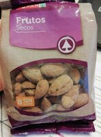 Almendra con piel tostada y salada