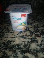 Yogur natural con azúcar moreno