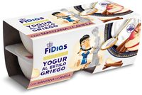 Yogurt al estilo griego con manzana y canela
