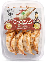 Gyozas rellenas de pollo y verduras