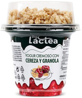 Yogur cremoso con cereza y granola