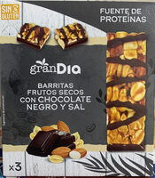 Barritas de frutos secos con chocolate negro y sal