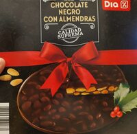 Torta de chocolate negro con almendras