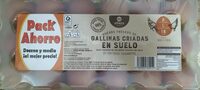 Huevos frescos de gallinas criadas en suelo