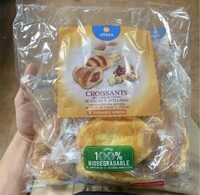Croissants rellenos de crema de cacao y avellanas