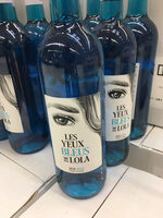 Les yeux bleus de Lola