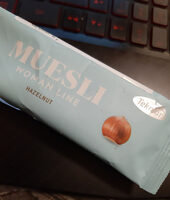 Muesli woman line hazelnut