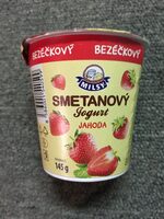 Bánovecký cream yoghurt Strawberry