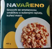 Gnocchi se smetanovou omáčkou a sušenými rajčaty, kuřecí maso