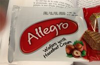 Wafers with hazelnut cream