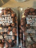 Hazelnoten met vlies