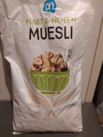 Fruit en noten muesli