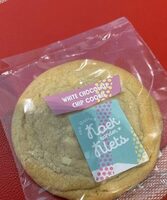 White chocolate chip cookie