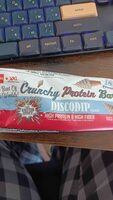 Crunchy protein bar