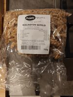 Walnoten gepeld