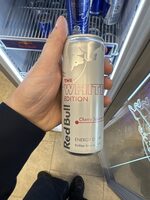 Red Bull Energidrik m. kirsebær- og sakurasmag