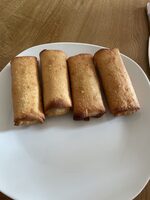 Frühlings Rollen Mit Huhn und Gemüse