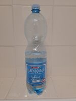 Natürliches Mineralwasser