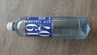 Naturally alkaline artesian water